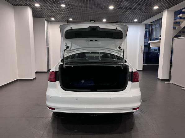 Volkswagen Jetta VI Рестайлинг с пробегом 2018 года, цена 1 470 000 рублей, 101271 км, седан, Автокод Объявления
