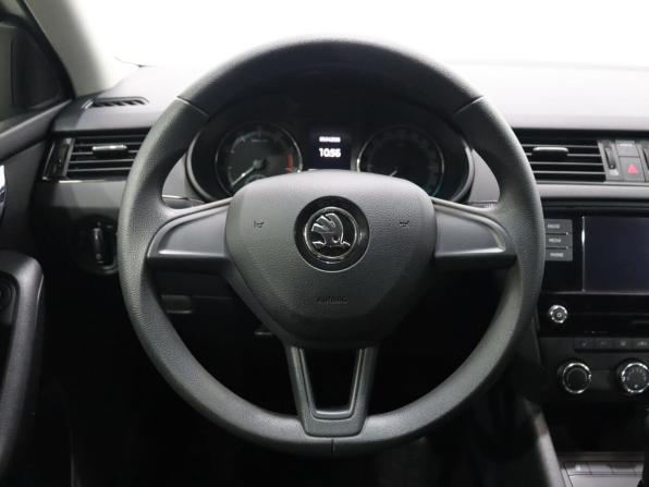 Skoda Octavia III (A7) Рестайлинг с пробегом 2019 года, цена 1 779 000 рублей, 117063 км, лифтбек, Автокод Объявления