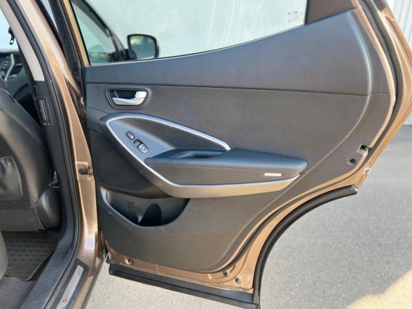 Hyundai Santa Fe III с пробегом 2013 года, цена 1 550 000 рублей, 193000 км, внедорожник, Автокод Объявления