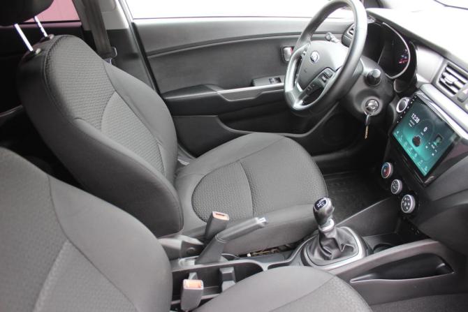 Kia Rio III Рестайлинг с пробегом 2016 года, цена 927 000 рублей, 113294 км, седан, Автокод Объявления