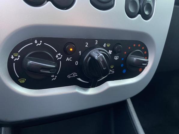 Renault Sandero I с пробегом 2012 года, цена 690 000 рублей, 154542 км, хэтчбек, Автокод Объявления