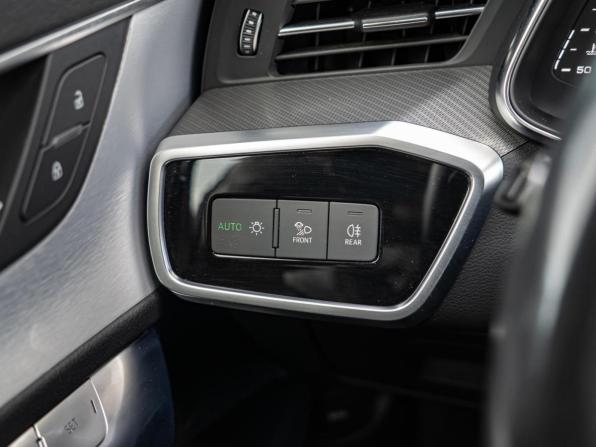 Audi A6 V (C8) с пробегом 2021 года, цена 4 205 000 рублей, 81011 км, седан, Автокод Объявления
