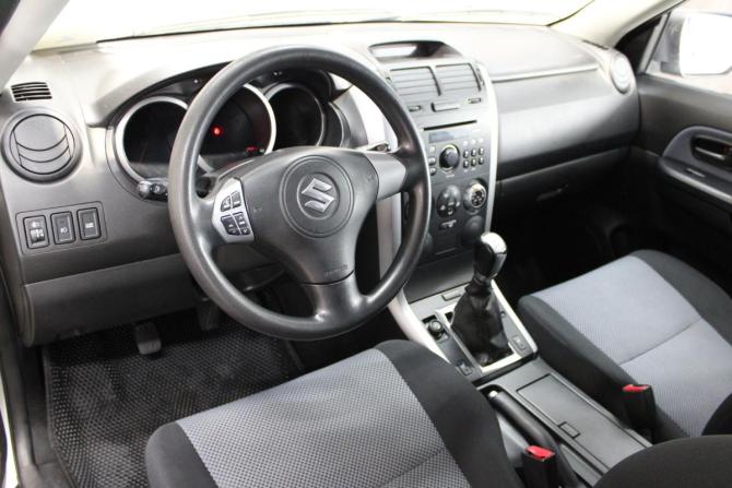 Suzuki Grand Vitara II с пробегом 2006 года, цена 585 000 рублей, 162504 км, внедорожник, Автокод Объявления