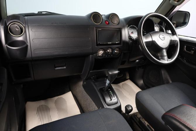 Nissan Kix с пробегом 2010 года, цена 829 000 рублей, 121000 км, внедорожник, Автокод Объявления