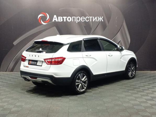 Lada (ВАЗ) Vesta I с пробегом 2021 года, цена 1 090 000 рублей, 135594 км, универсал, Автокод Объявления