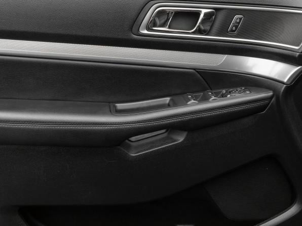 Ford Explorer V Рестайлинг 2 с пробегом 2017 года, цена 2 950 000 рублей, 130924 км, внедорожник, Автокод Объявления