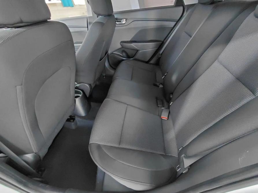 Hyundai Solaris II Москва  - изображение 14
