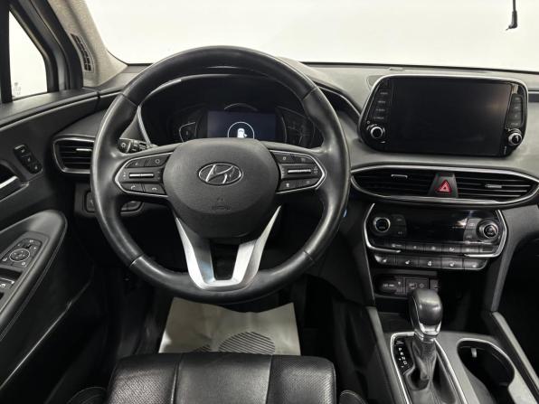 Hyundai Santa Fe IV с пробегом 2019 года, цена 3 150 000 рублей, 118804 км, внедорожник, Автокод Объявления