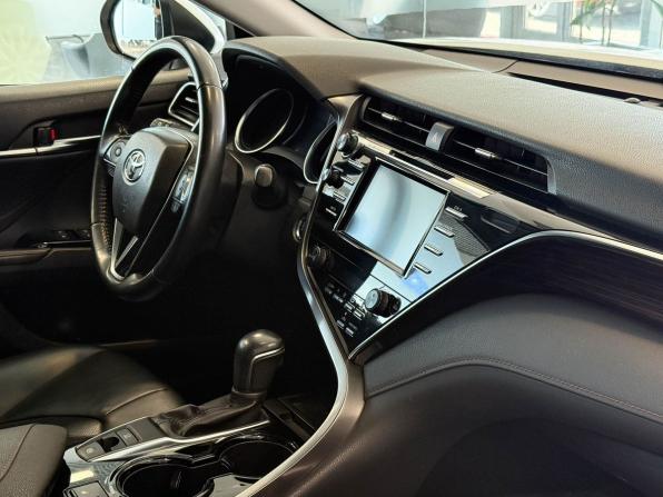Toyota Camry VIII (XV70) с пробегом 2019 года, цена 2 417 000 рублей, 115678 км, седан, Автокод Объявления