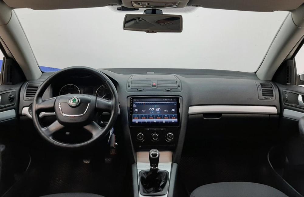 Skoda Octavia II (A5) Рестайлинг Москва  - изображение 9