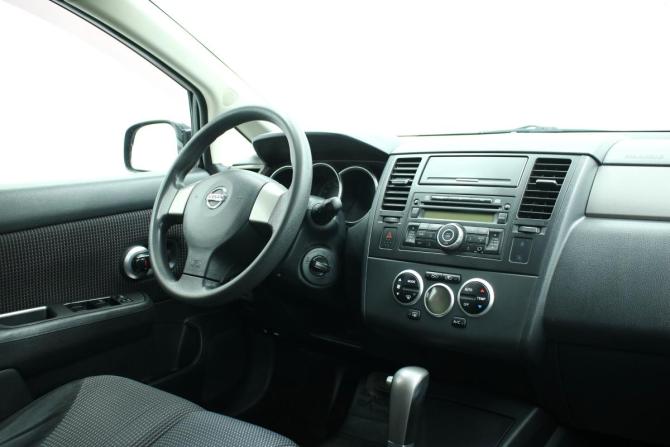 Nissan Tiida I Рестайлинг с пробегом 2011 года, цена 845 000 рублей, 145198 км, хэтчбек, Автокод Объявления