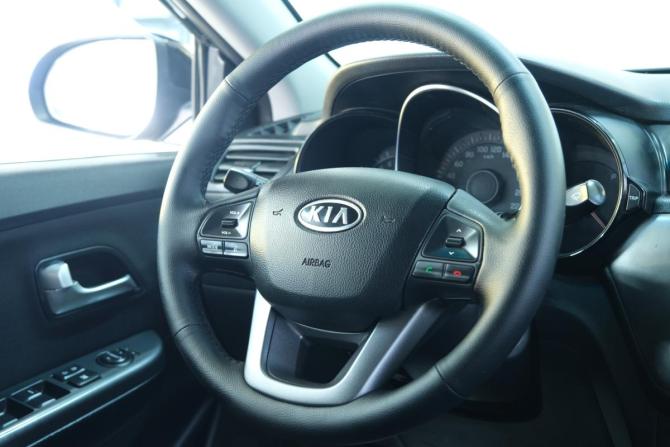 Kia Rio III с пробегом 2012 года, цена 899 000 рублей, 92000 км, седан, Автокод Объявления