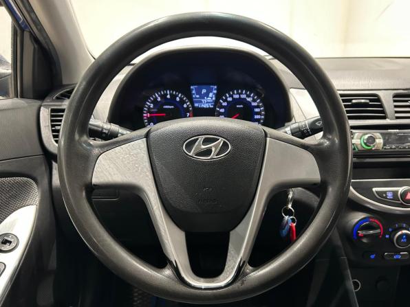 Hyundai Solaris I с пробегом 2013 года, цена 729 000 рублей, 114225 км, седан, Автокод Объявления