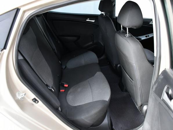 Hyundai Solaris I с пробегом 2011 года, цена 537 000 рублей, 210315 км, седан, Автокод Объявления
