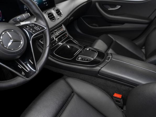 Mercedes-Benz E-Класс V (W213 S213 C238) Рестайлинг с пробегом 2020 года, цена 2 750 000 рублей, 146500 км, седан, Автокод Объявления