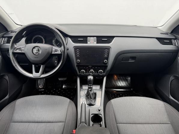 Skoda Octavia III (A7) Рестайлинг с пробегом 2017 года, цена 1 650 000 рублей, 184448 км, лифтбек, Автокод Объявления