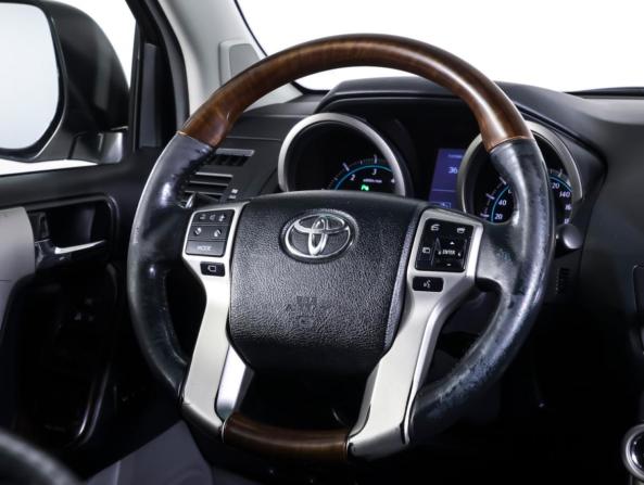Toyota Land Cruiser Prado 150 Series с пробегом 2011 года, цена 2 690 000 рублей, 230000 км, внедорожник, Автокод Объявления