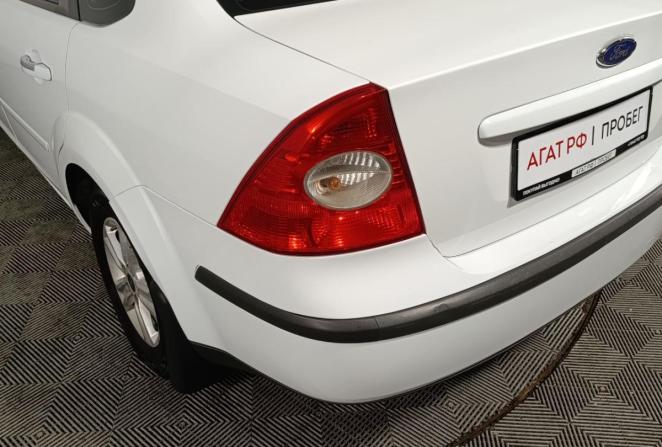 Ford Focus II Рестайлинг с пробегом 2007 года, цена 650 000 рублей, 122000 км, седан, Автокод Объявления