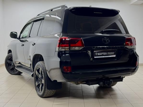 Toyota Land Cruiser 200 Series Рестайлинг 2 с пробегом 2016 года, цена 4 900 000 рублей, 269238 км, внедорожник, Автокод Объявления