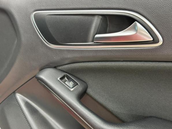 Mercedes-Benz A-Класс III (W176) с пробегом 2013 года, цена 1 190 000 рублей, 101000 км, хэтчбек, Автокод Объявления