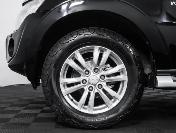 Mitsubishi Pajero IV Рестайлинг 1 с пробегом 2013 года, цена 1 990 000 рублей, 243465 км, внедорожник, Автокод Объявления