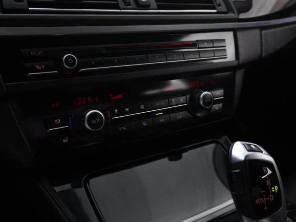 BMW 5 серии VI (F10/F11/F07) Рестайлинг с пробегом 2013 года, цена 1 799 999 рублей, 241507 км, седан, Автокод Объявления