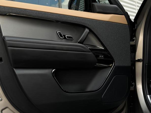 Land Rover Range Rover Sport III с пробегом 2022 года, цена 14 990 000 рублей, 28219 км, внедорожник, Автокод Объявления