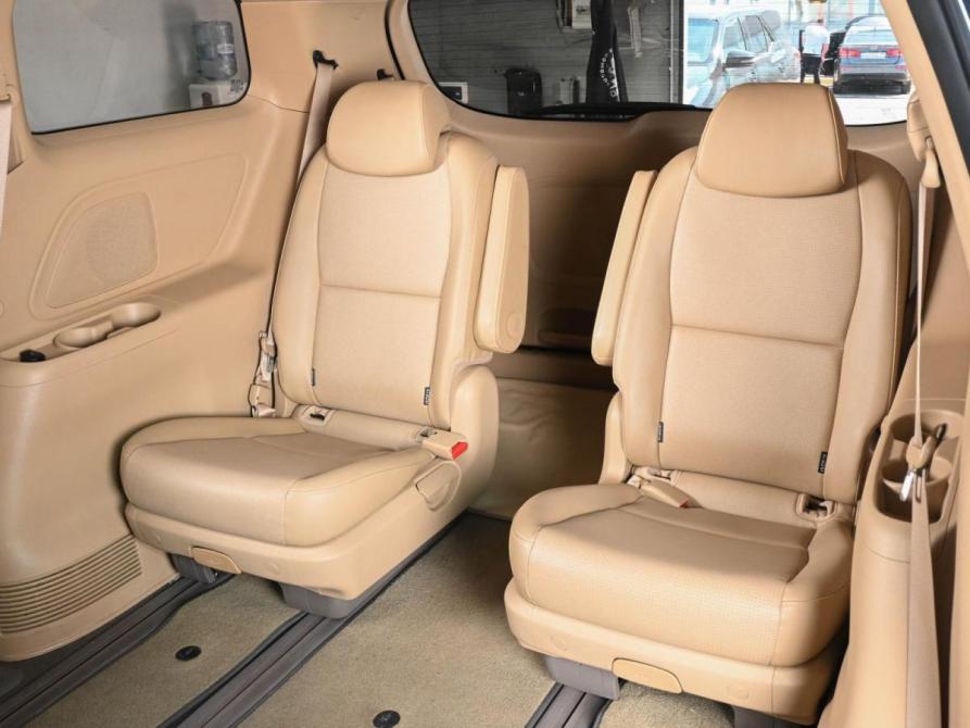 Kia Carnival III Ростов-на-Дону  - изображение 12