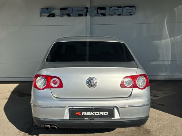 Volkswagen Passat B6 с пробегом 2006 года, цена 699 000 рублей, 206400 км, седан, Автокод Объявления