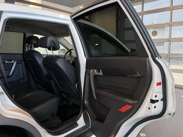 Chevrolet Captiva I Рестайлинг 2 с пробегом 2014 года, цена 1 385 000 рублей, 265705 км, внедорожник, Автокод Объявления