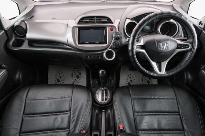 Honda Fit II с пробегом 2009 года, цена 709 000 рублей, 185400 км, хэтчбек, Автокод Объявления