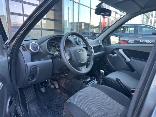 Lada (ВАЗ) Granta I с пробегом 2018 года, цена 572 000 рублей, 71552 км, лифтбек, Автокод Объявления