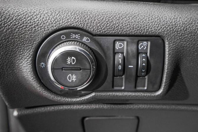 Opel Astra J с пробегом 2012 года, цена 649 000 рублей, 176000 км, хэтчбек, Автокод Объявления