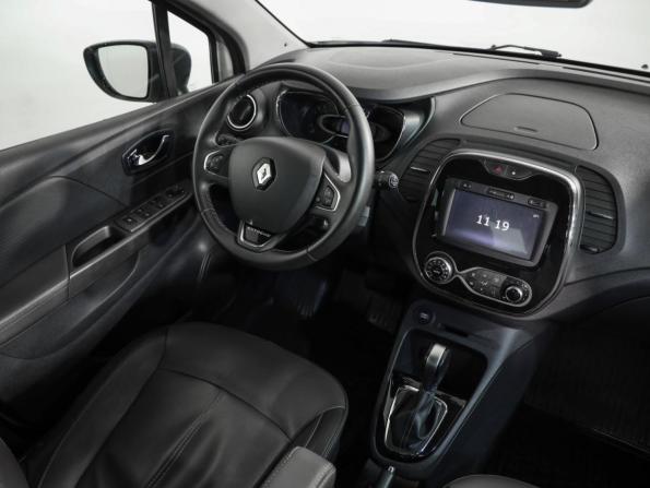 Renault Kaptur I с пробегом 2018 года, цена 1 199 000 рублей, 153570 км, внедорожник, Автокод Объявления
