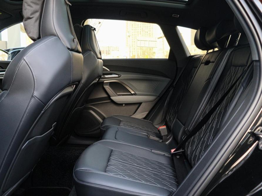 Audi Q5 III (GU) Москва  - изображение 14
