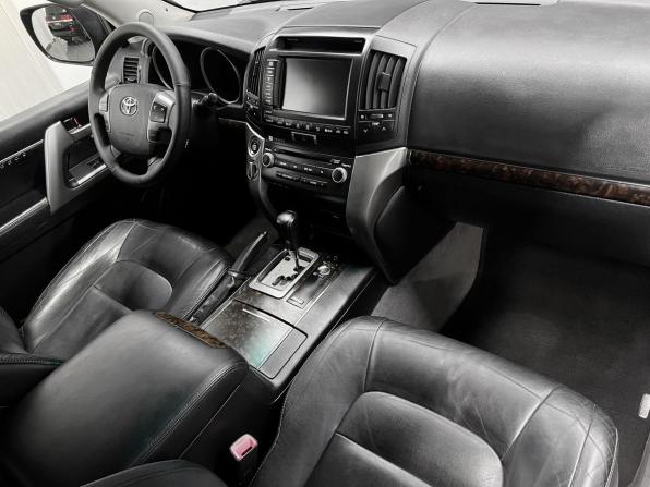 Toyota Land Cruiser 200 Series с пробегом 2011 года, цена 3 145 000 рублей, 177041 км, внедорожник, Автокод Объявления