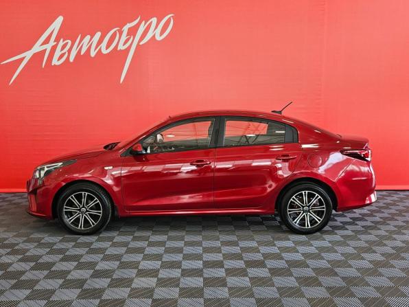 Kia Rio IV Рестайлинг с пробегом 2021 года, цена 1 339 000 рублей, 207691 км, седан, Автокод Объявления