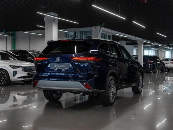 Toyota Highlander IV (XU70) с пробегом 2026 года, цена 5 600 000 рублей, 30 км, внедорожник, Автокод Объявления