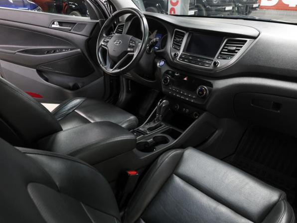 Hyundai Tucson III с пробегом 2018 года, цена 2 219 000 рублей, 76132 км, внедорожник, Автокод Объявления