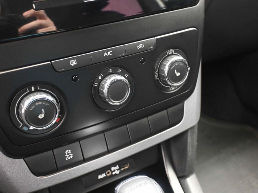 Skoda Yeti I Рестайлинг Ростов-на-Дону  - изображение 14