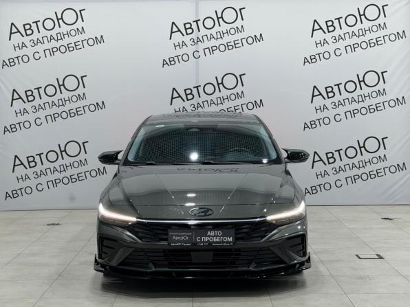 Hyundai Elantra VII (CN7) Рестайлинг с пробегом 2023 года, цена 1 999 000 рублей, 47010 км, седан, Автокод Объявления
