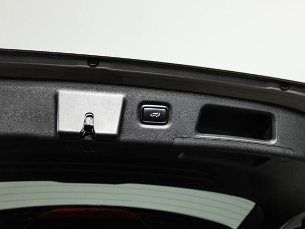 Hyundai Santa Fe IV с пробегом 2019 года, цена 2 729 700 рублей, 110586 км, внедорожник, Автокод Объявления