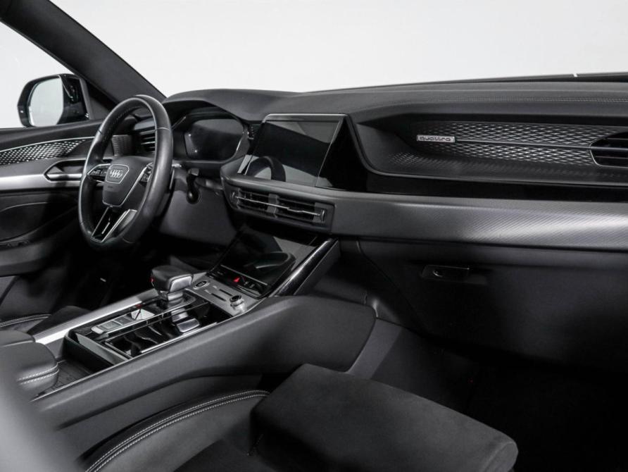 Audi Q6 Москва  - изображение 10