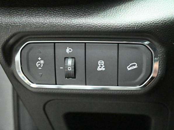 Haval Jolion I с пробегом 2023 года, цена 1 770 000 рублей, 64181 км, внедорожник, Автокод Объявления
