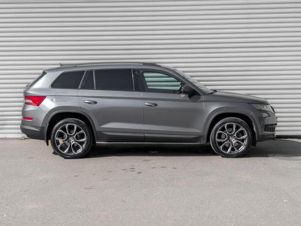 Skoda Kodiaq I с пробегом 2021 года, цена 2 800 000 рублей, 139495 км, внедорожник, Автокод Объявления
