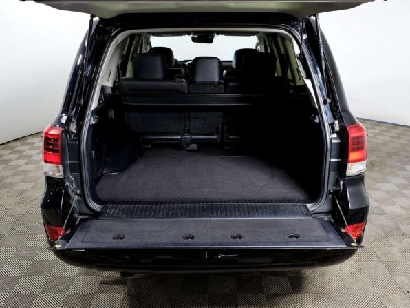 Toyota Land Cruiser 200 Series Рестайлинг 2 с пробегом 2019 года, цена 6 298 000 рублей, 188708 км, внедорожник, Автокод Объявления