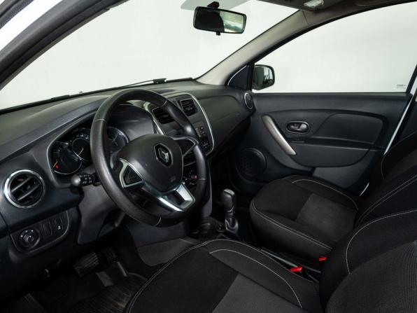Renault Logan II Рестайлинг с пробегом 2022 года, цена 1 262 000 рублей, 109156 км, седан, Автокод Объявления