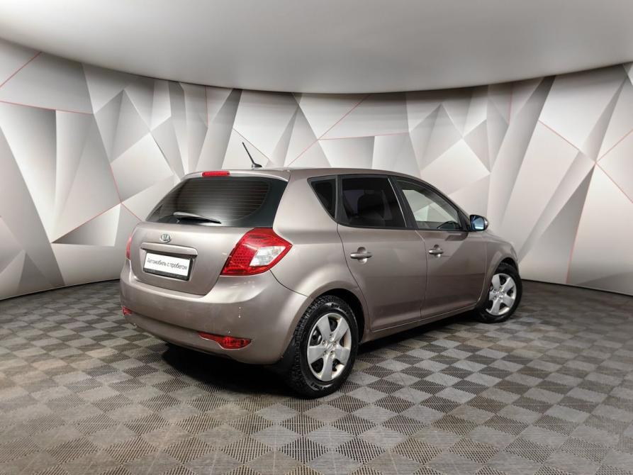 Kia Ceed I Рестайлинг Москва  - изображение 2