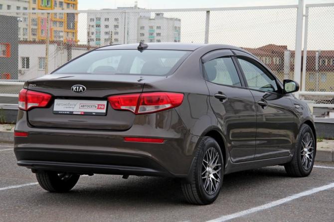 Kia Rio III Рестайлинг с пробегом 2017 года, цена 1 271 700 рублей, 116381 км, седан, Автокод Объявления