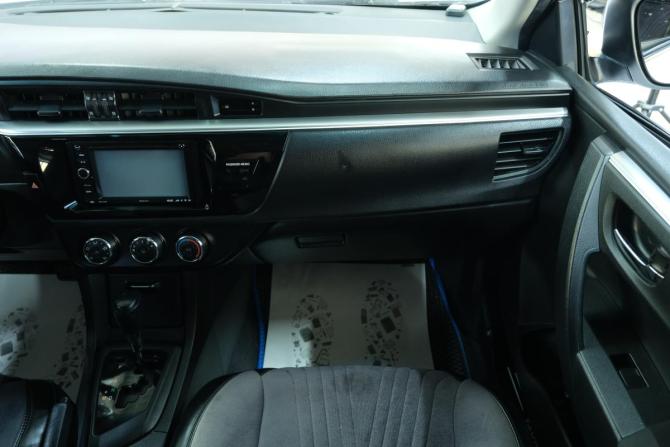 Toyota Corolla XI (E160 E170 E180) с пробегом 2013 года, цена 1 459 000 рублей, 160400 км, седан, Автокод Объявления